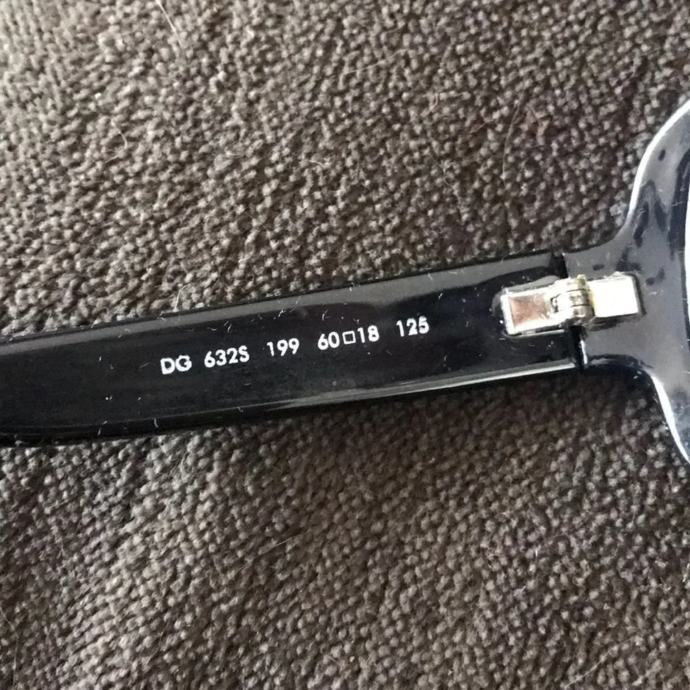 Dolce Gabbana Black sunglasses and hard case - Picture 2 of 8